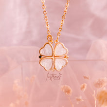 Load image into Gallery viewer, Four-leaf clover necklace
